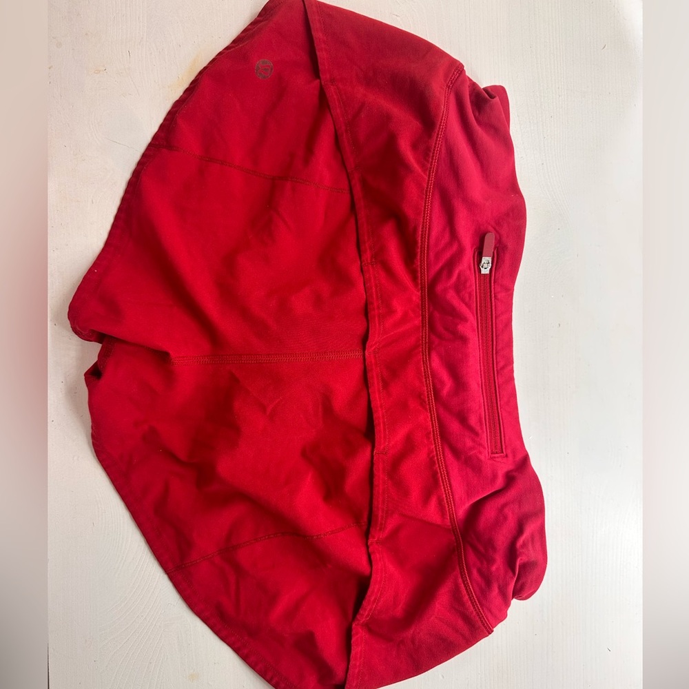 lululemon athletica Red Athletic Shorts speed ups size 6 2.5 inch - Picture 2 of 4